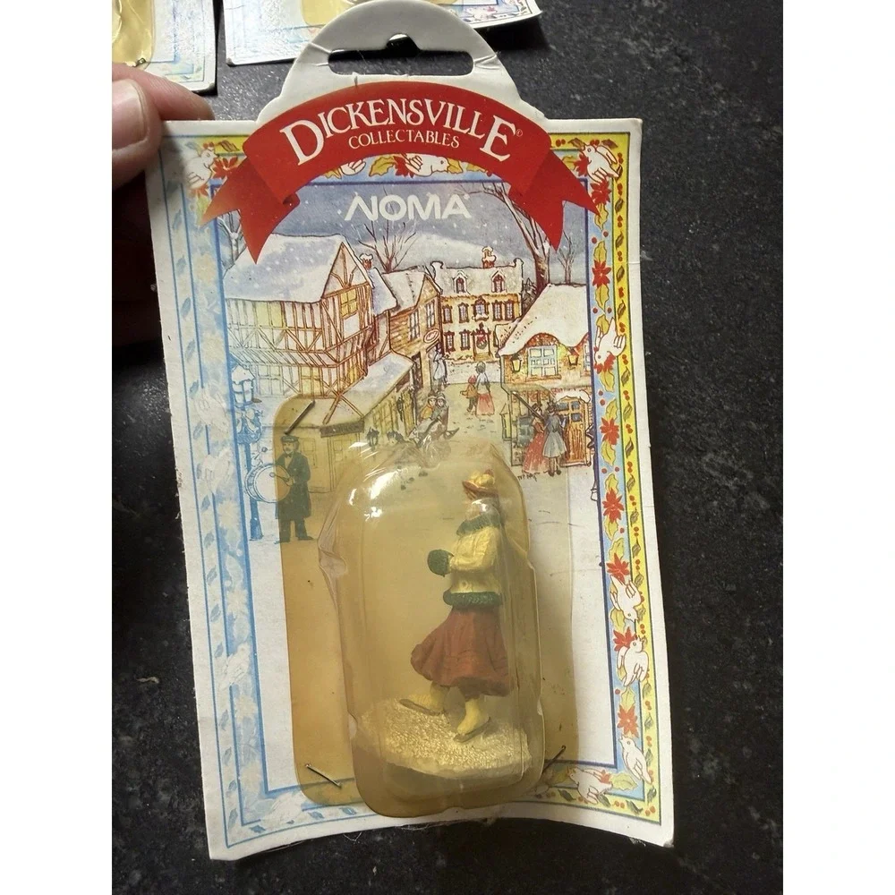 NOMA Dickensville‎ Collectibles Christmas Village Figurines Lot 11 NOS Vintage